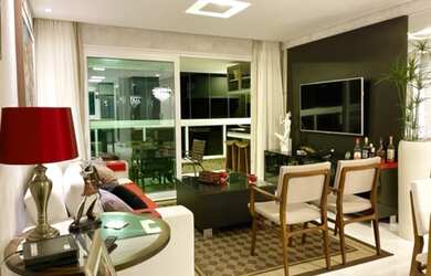 Imagem 1: Apartamento à VENDA, 3 suítes, 4 garagens, à 200 metros da Beira Mar Norte em Florianópol