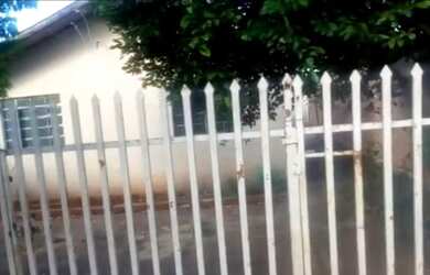 Imagem: O quarto está localizado em Jaguapitã, PR para alugar por