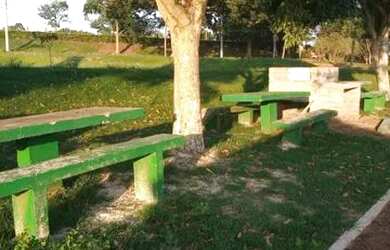 Imagem 14: terreno santo antonio da patrulha 480mº 2 frentes. ilha dos açores