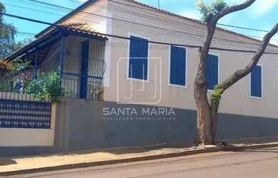 Imagem: O depósito possui 3 Vagas na garagem, 296m² de Área e está