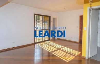 Imagem: O apartamento possui 3 Dormitórios, 3 Banheiros, 2 Vagas na