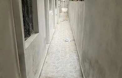 Imagem: A casa possui 1 Dormitório, 1 Banheiro e está localizado