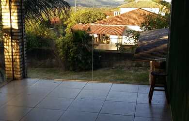 Imagem: A casa em condomínio possui 3 Dormitórios, 3 Banheiros, 2