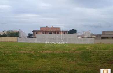 Imagem: O terreno possui 1.500m² de Área e está localizado em Cravinhos