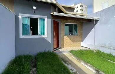 Imagem: A casa possui 2 Dormitórios, 1 Banheiro, 3 Vagas na garagem