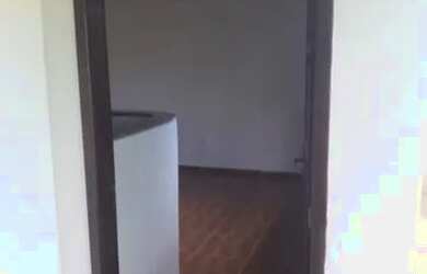 Imagem: A casa possui 1 Dormitório, 1 Banheiro e está localizado