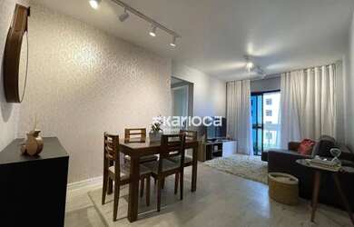 Imagem: O apartamento possui 2 Dormitórios, 2 Banheiros, 1 Vaga na