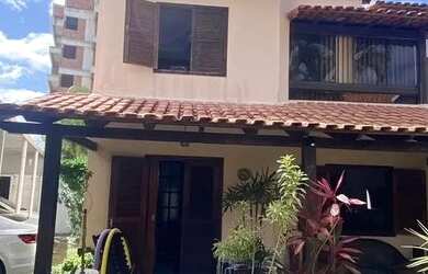 Imagem: A casa em condomínio possui 3 Dormitórios, 2 Banheiros, 1