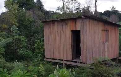 Imagem: O terreno possui 100.000m² de Área, Imóvel novo e está