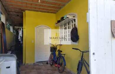 Imagem: A casa possui 1 Dormitório, 1 Banheiro, 1 Vaga na garagem