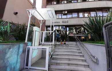 Imagem: O depósito possui 2 Vagas na garagem, 133m² de Área, Imóvel