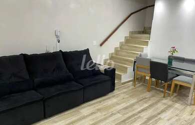 Imagem: A casa possui 3 Dormitórios, 2 Banheiros, 1 Vaga na garagem