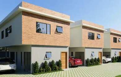 Imagem: A casa em condomínio possui 3 Dormitórios, 1 Banheiro, 449m²