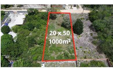 Imagem: O terreno possui 1.000m² de Área e está localizado em Parque