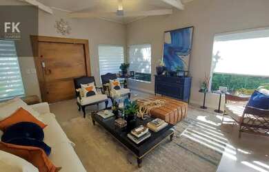 Imagem: A casa em condomínio possui 4 Dormitórios, 5 Banheiros, 4