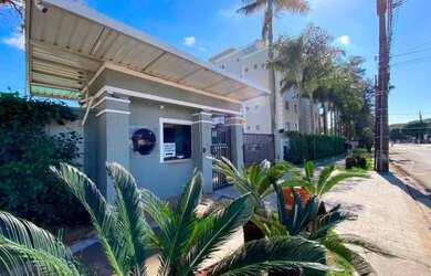 Imagem: O apartamento possui 2 Dormitórios, 2 Banheiros, 2 Vagas na