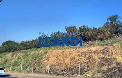 Imagem: O terreno possui 22m² de Área, Imóvel novo e está localizado