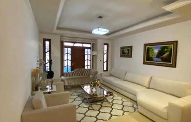 Imagem 6: Vendo Casa no Candeias em Vitória da Conquista com 6/4 e 2 suítes