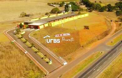 Imagem: O terreno possui 1.987m² de Área e está localizado em Fazenda