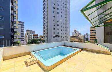 Imagem: O apartamento na cobertura possui 3 Dormitórios, 4 Banheiros