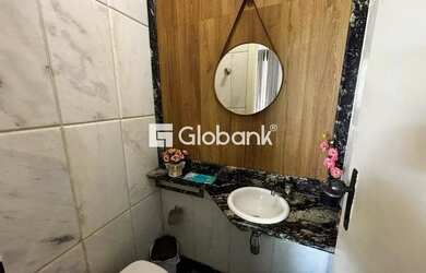 Imagem 13: Casa à venda em Morada do Sol, Montes Claros - 4 quartos, 2 suítes, 4 vagas