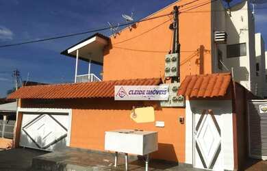 Imagem: A kitnet possui 2 Dormitórios, 1 Banheiro, 5 Vagas na garagem