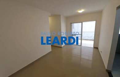 Imagem: O apartamento possui 2 Dormitórios, 1 Banheiro, 2 Vagas na