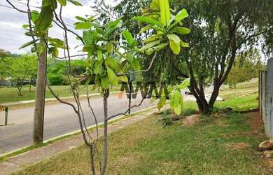 Imagem: O terreno à venda possui 1622m² de Área e está localizado