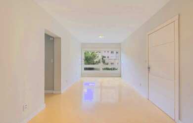 Imagem: O apartamento e possui 2 Dormitórios, Suítes, 2 Banheiros