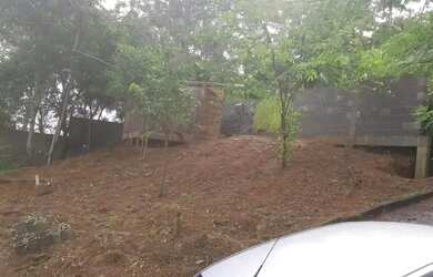 Imagem: O terreno possui 361m² de Área e está localizado em Campo