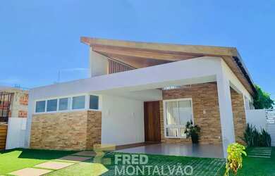 Imagem: A casa em condomínio possui 3 Dormitórios, 3 Banheiros, 4