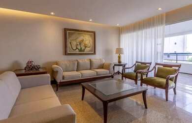 Imagem: O apartamento possui 4 Dormitórios, 5 Banheiros, 3 Vagas na