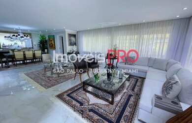 Imagem: A casa em condomínio possui 4 Dormitórios, 5 Banheiros, 5