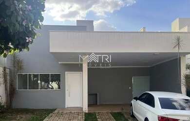 Imagem: A casa em condomínio possui 3 Dormitórios, 3 Banheiros, 4