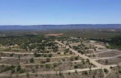 Imagem: O terreno possui 415m² de Área e está localizado em Área
