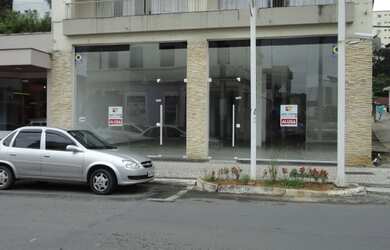 Imagem: O depósito possui 270m² de Área e está localizado em Centro