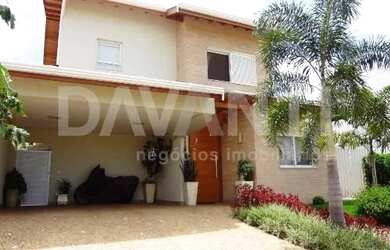 Imagem: A casa em condomínio possui 3 Dormitórios, 4 Banheiros, 4