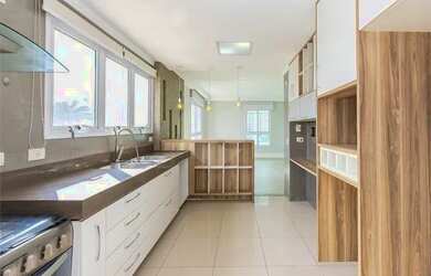 Imagem: O apartamento possui 3 Dormitórios, 5 Banheiros, 4 Vagas na