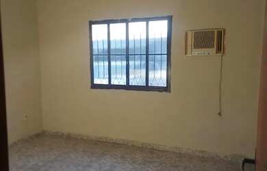 Imagem: A casa possui 1 Dormitório, 1 Banheiro, 50m² de Área e está