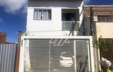 Imagem: A casa à venda possui 5 Dormitórios, 4 Banheiros, 2 Vagas