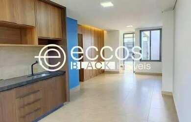 Imagem: A casa possui 3 Dormitórios, 3 Banheiros, 2 Vagas na garagem