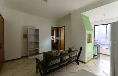 Imagem: O apartamento possui 1 Dormitório, 1 Banheiro, 1 Vaga na garagem