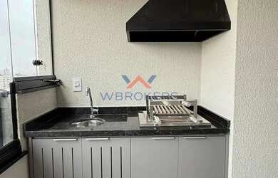 Imagem: O apartamento possui 2 Dormitórios, 1 Banheiro, 2 Vagas na