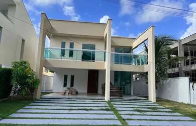 Imagem: A casa em condomínio possui 5 Dormitórios, 5 Banheiros, 4