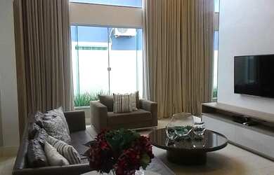 Imagem: A casa em condomínio possui 5 Dormitórios, 5 Banheiros, 2