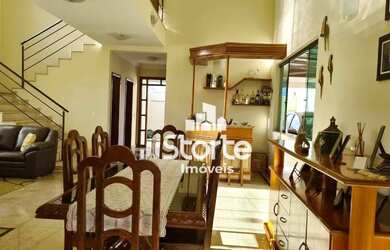 Imagem 12: Casa estilo sobrado de esquina com 3 suítes à venda, 290m² por R$ 1.700.000...