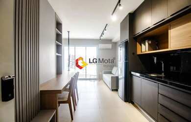 Imagem: O apartamento possui 1 Dormitório, 1 Banheiro, 1 Vaga na garagem