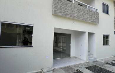 Imagem: A casa possui 2 Dormitórios, 1 Banheiro, 1 Vaga na garagem