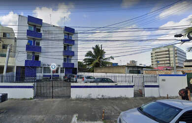 Imagem: A casa possui 2 Dormitórios, 1 Banheiro, 1 Vaga na garagem