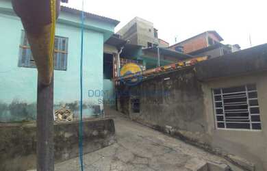 Imagem: A casa possui 4 Dormitórios, 3 Banheiros, 2 Vagas na garagem